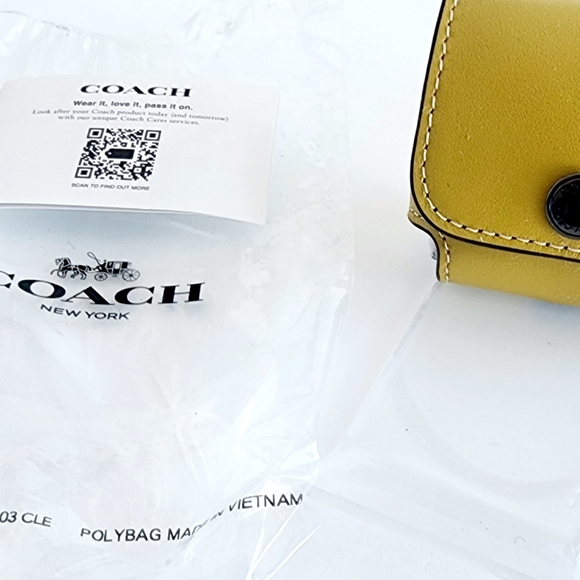 Coach Wireless Earbud Case| Chartreuse - Picture 3 of 7
